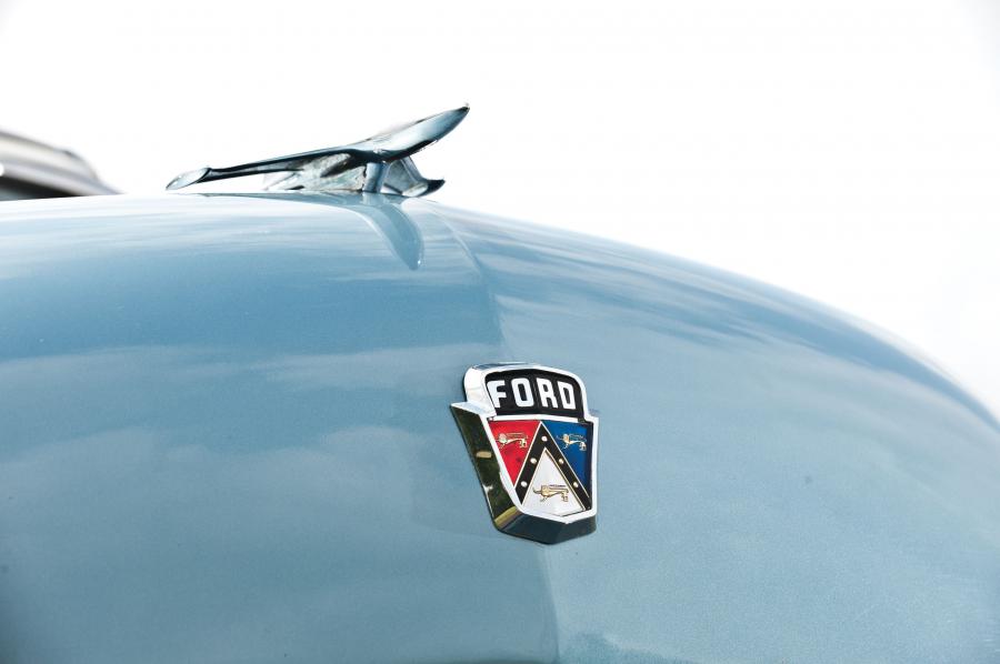  Ford Crestline Skyliner V8 1954 года  (фото 16 из 75)